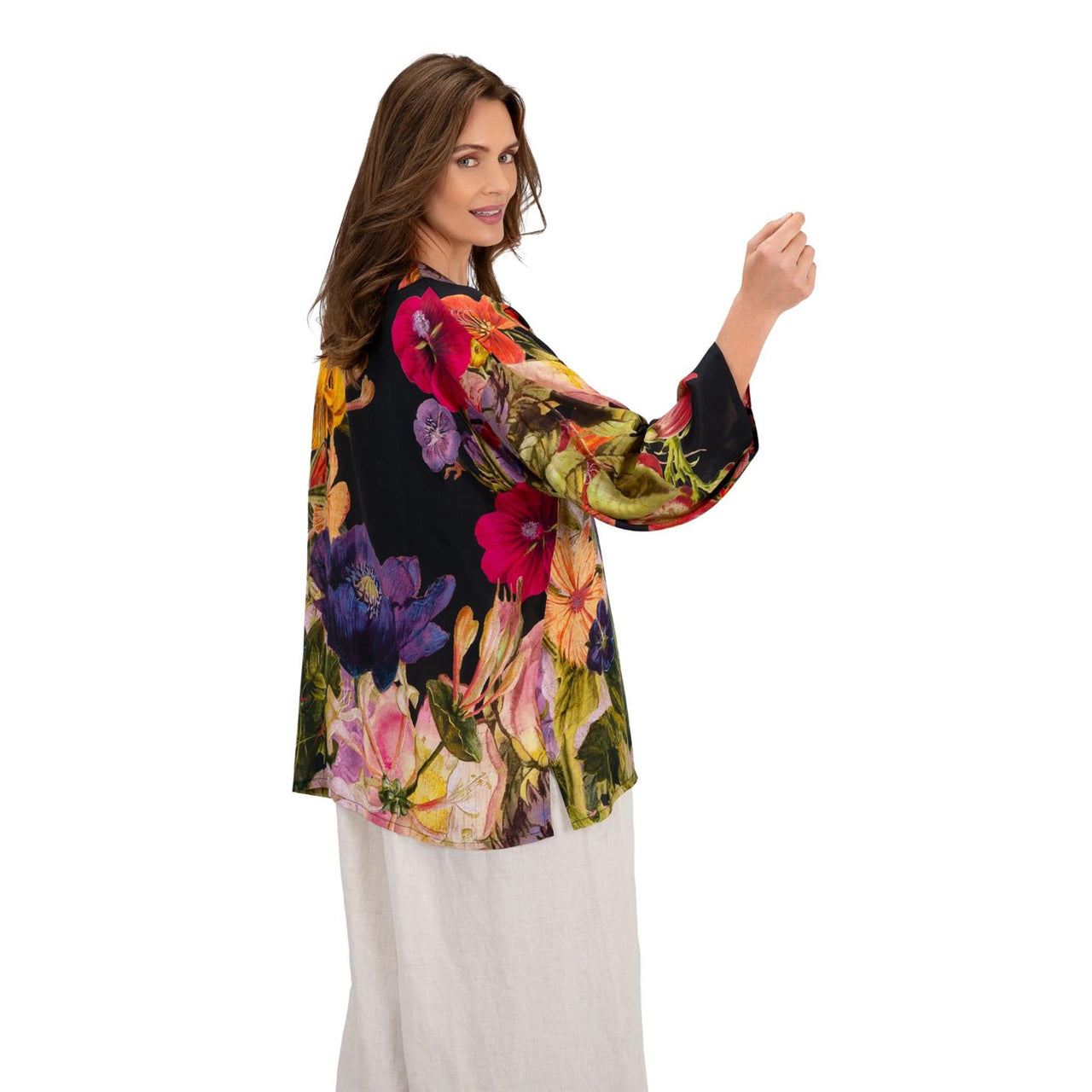Powder Autumn Posy Mid-Length Kimono | Midnight